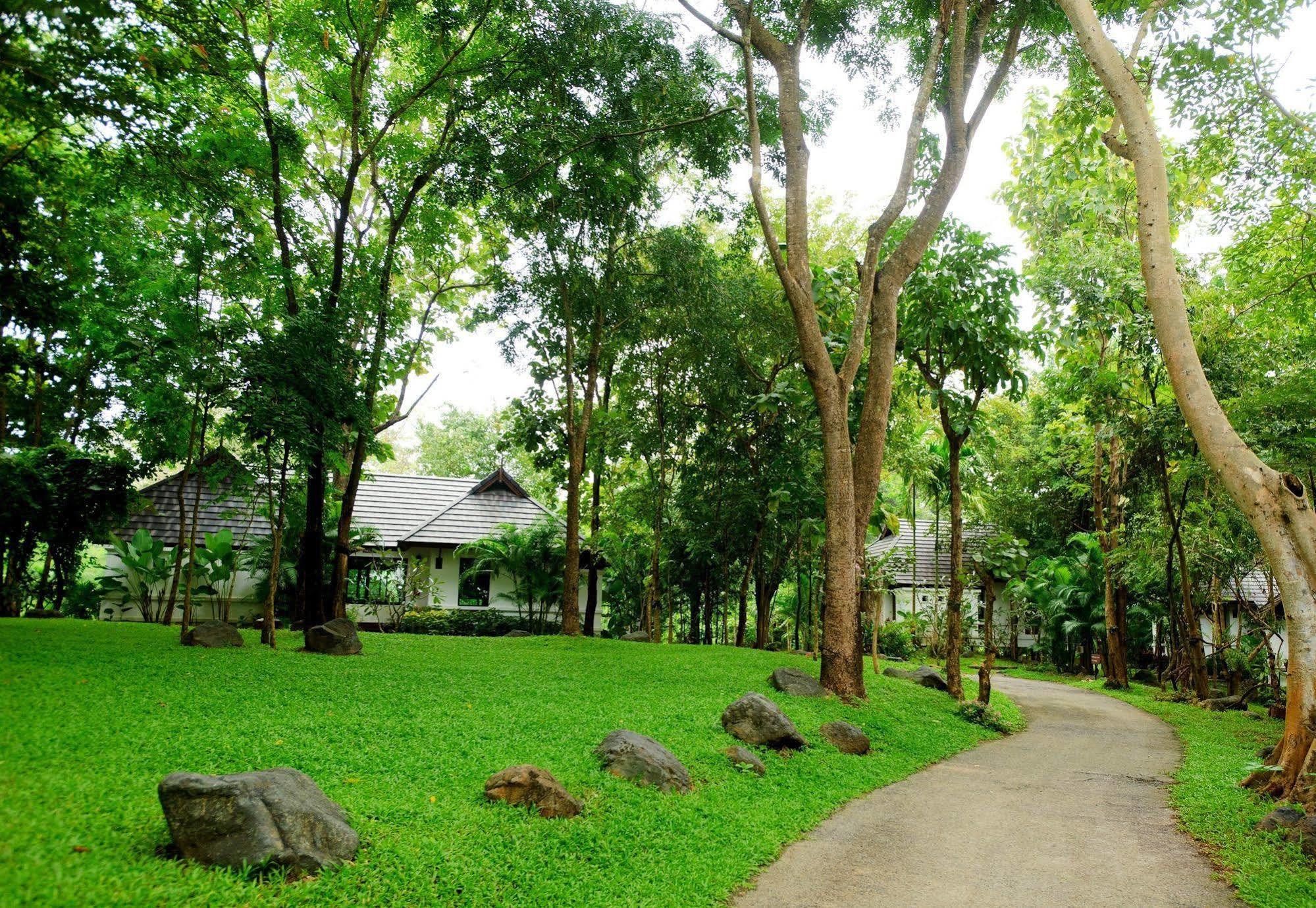 Chiangmai Highlands Golf And Spa Resort Mae On Eksteriør bilde